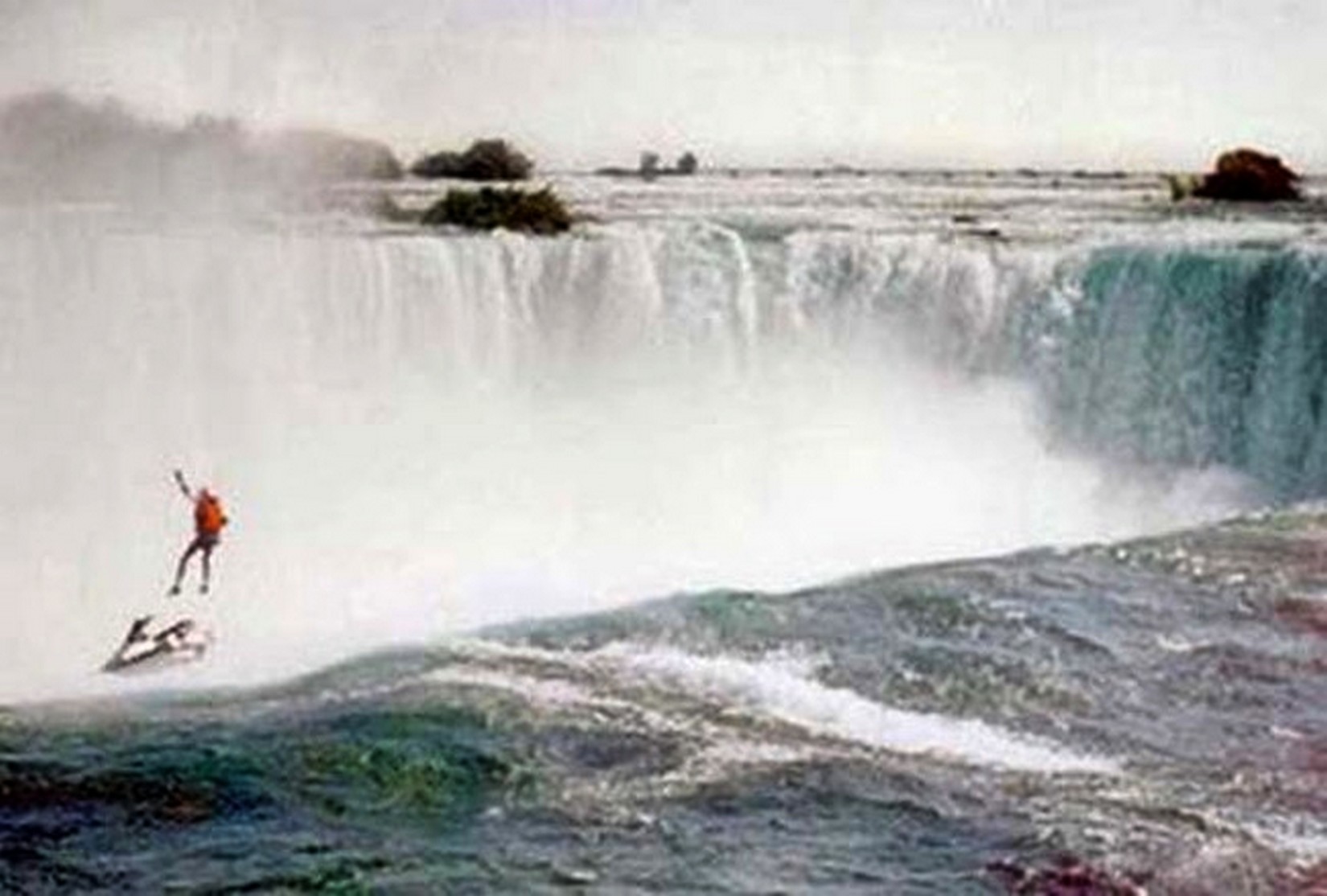 Estas fotos tomadas unos segundos antes de la tragedia Quotes   