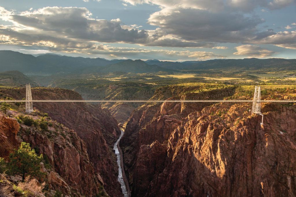 ¡Los puentes más peligrosos del mundo! Quotes   