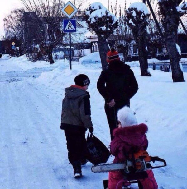 ¡Estas situaciones inverosímiles que sólo se pueden ver en Rusia! Francamente hilarante! Quotes   