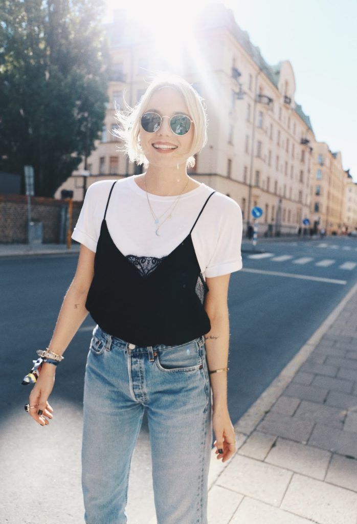 10 maneras de mejorar tu look con una camiseta blanca Quotes   